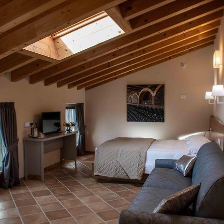 Agriturismo Relais La Casina Cavriana Eksteriør billede